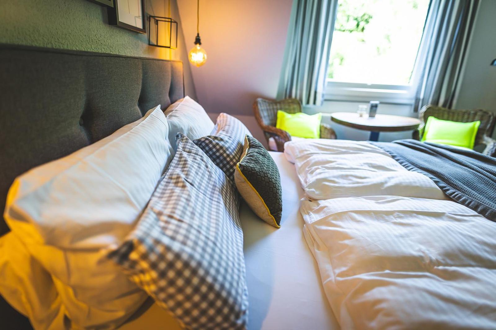 באד מינסטראייפל Boutique Hotel Landhauszeit חדר תמונה