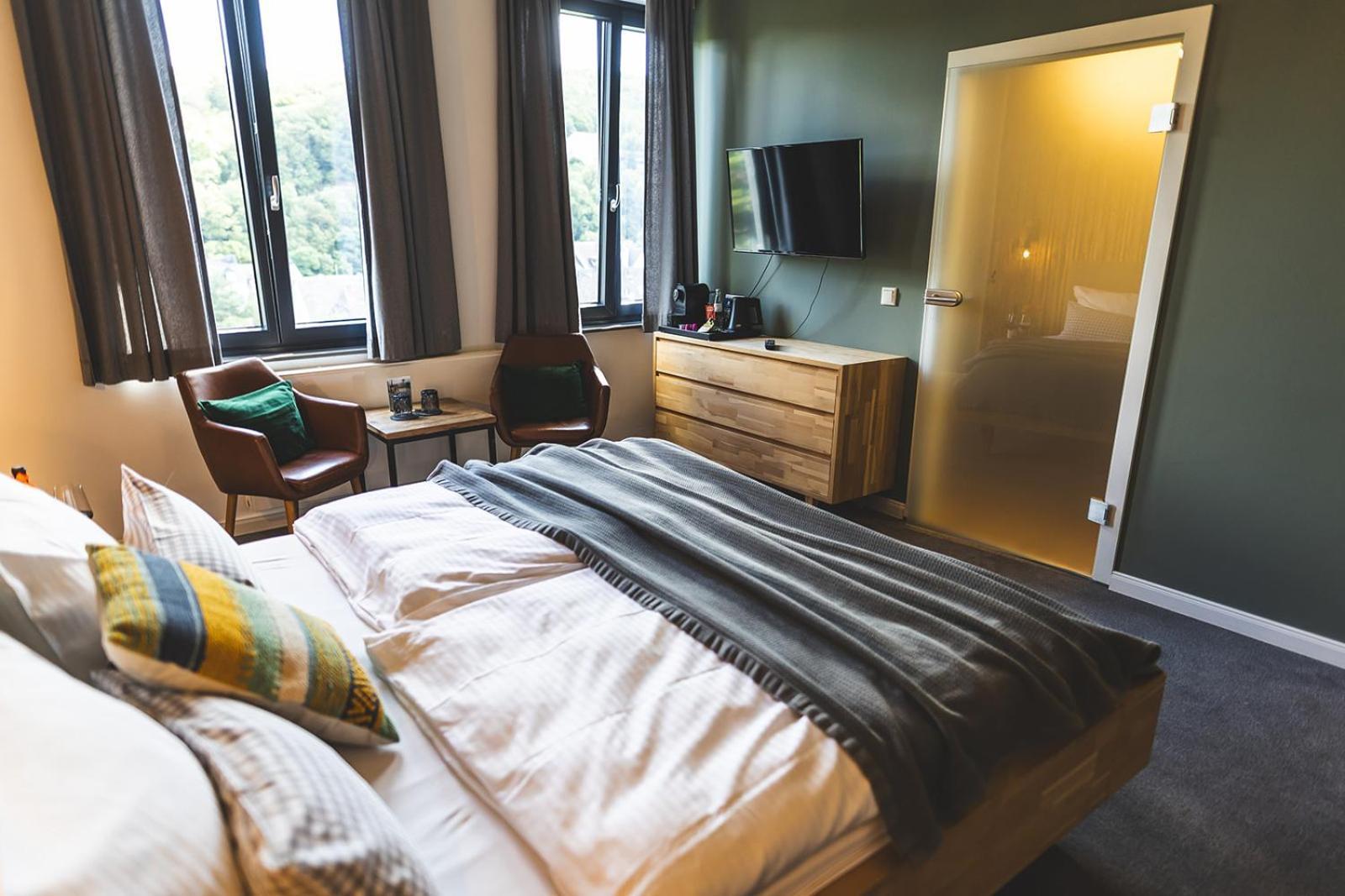 באד מינסטראייפל Boutique Hotel Landhauszeit מראה חיצוני תמונה